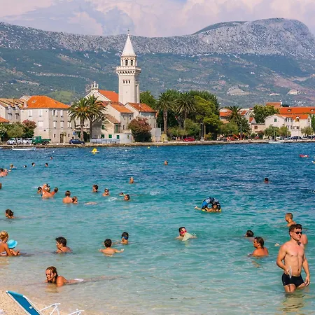 Апартаменти With Parking Space Kastel Novi, - 24745 Каштела